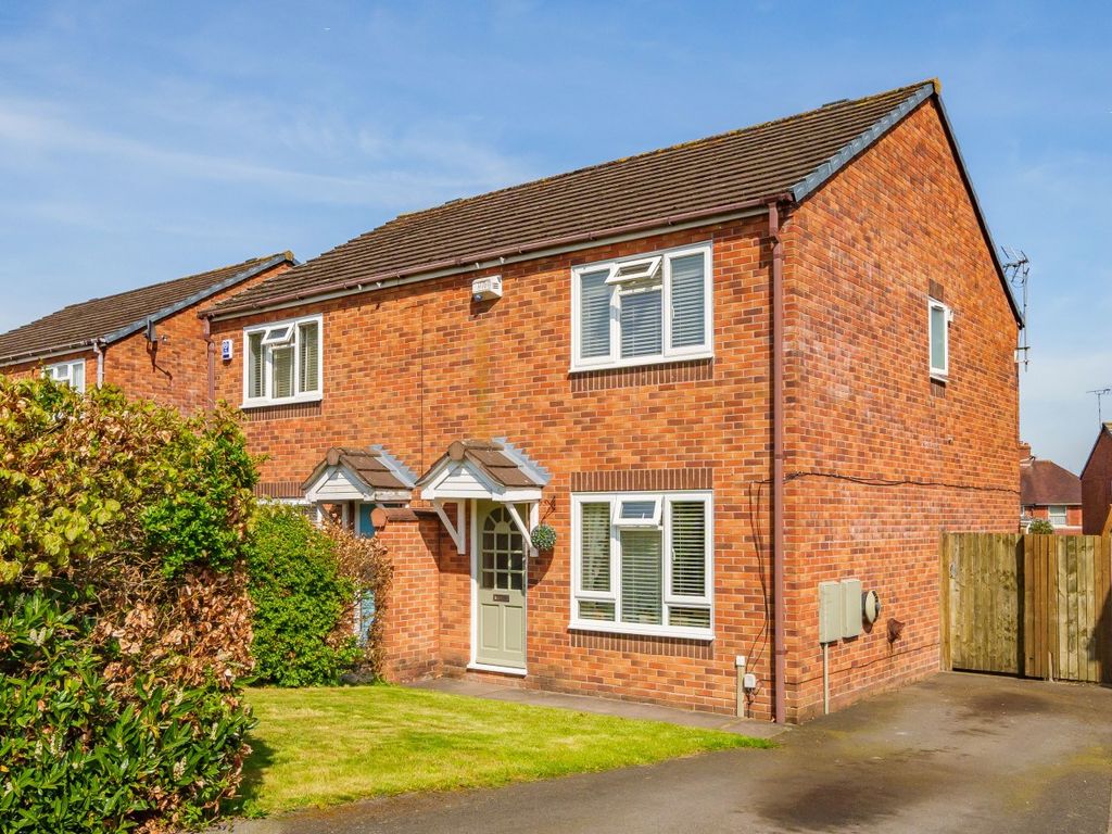 3 bed semidetached house for sale in Manor House Close, Weoley Castle