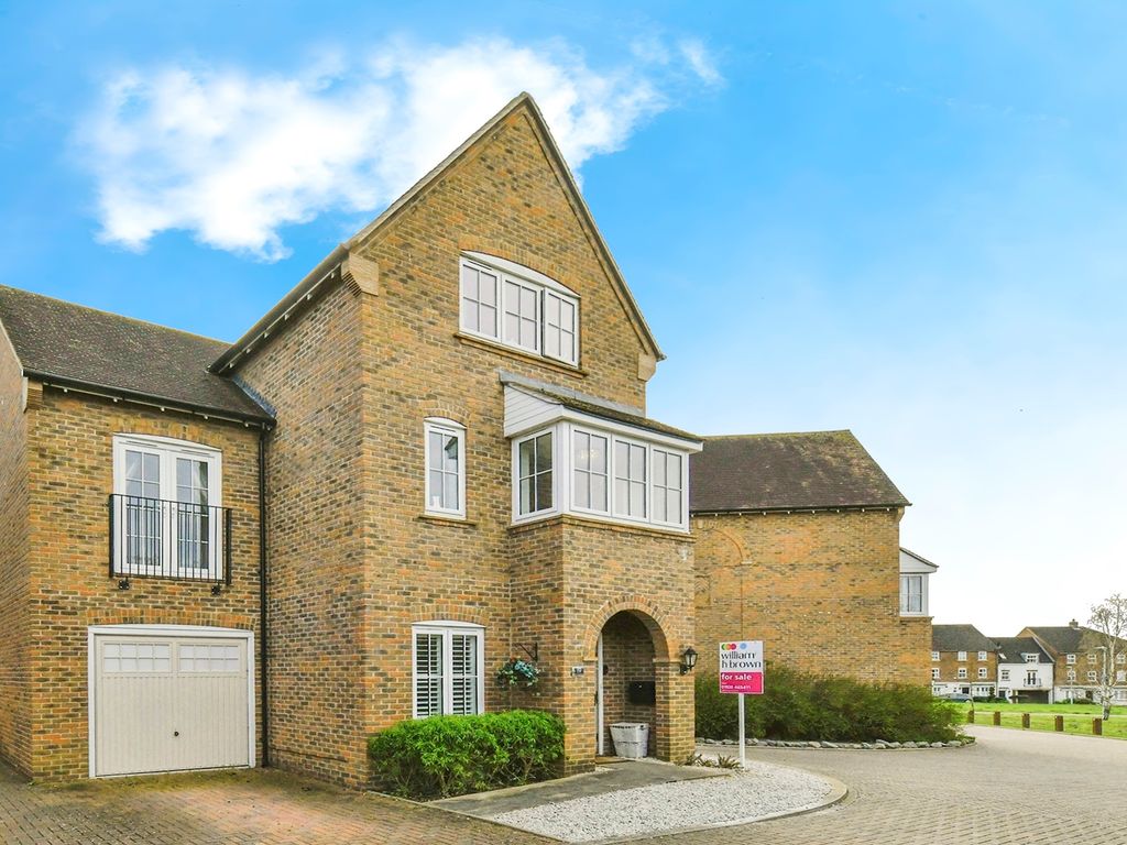 4 bed detached house for sale in Brocket Meadows, Ware SG12, £765,000