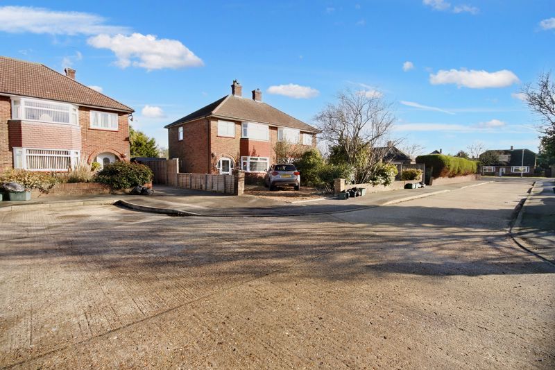 3 bed property for sale in Brownsea Way, Prettygate, Colchester CO3