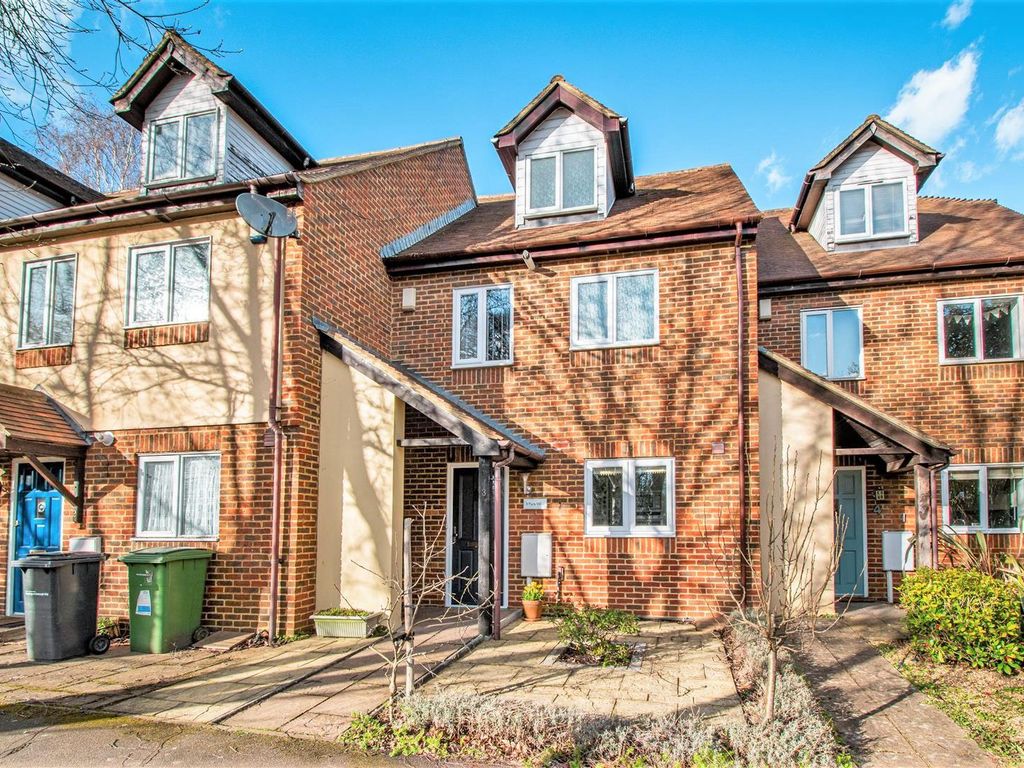 3 bed terraced house for sale in Ashford Road, Weavering, Maidstone ME14 Zoopla