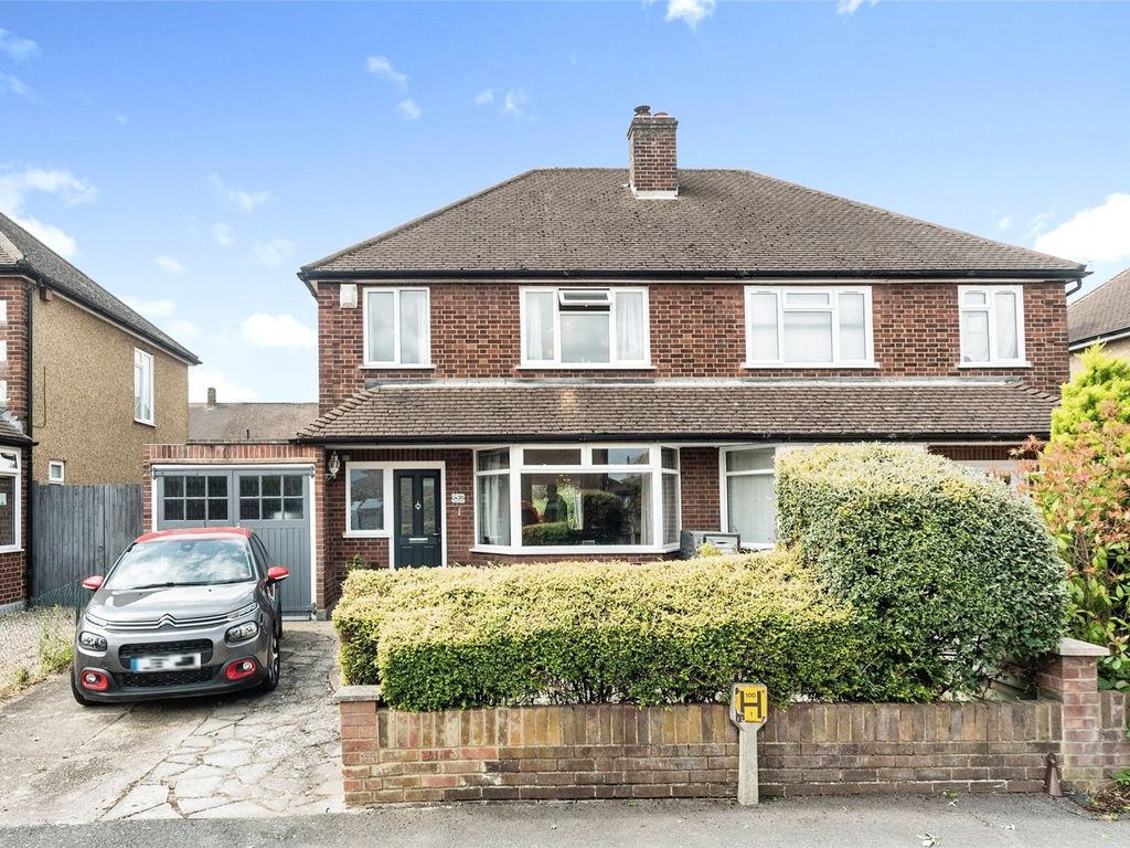 3 bed semidetached house for sale in Cumberland Drive, Chessington KT9