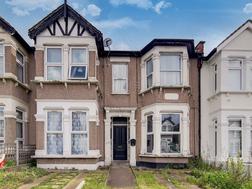 1 bed flat for sale in Kensington Gardens, Ilford, Essex IG1 Zoopla
