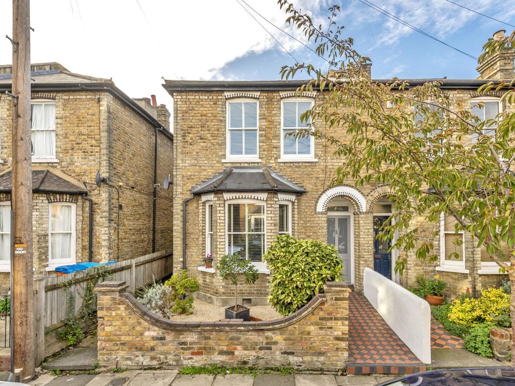 4 bed semidetached house for sale in Chatham Road, Norbiton, Kingston Upon Thames KT1 Zoopla
