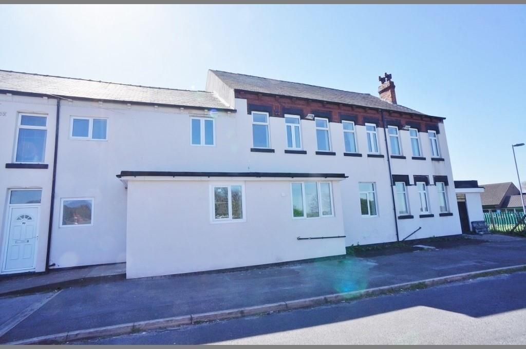 11 bed block of flats to rent in Park Avenue, Pontefract WF8 Zoopla