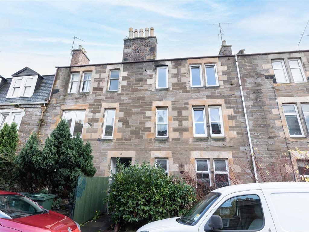 2 bed flat for sale in Ballantine Place, Perth PH1, £84,950 Zoopla