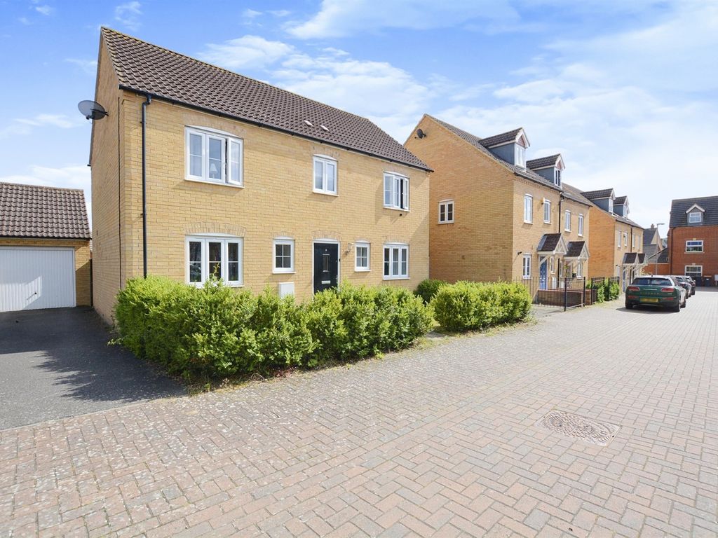 Ribston Close, Bedford MK41  