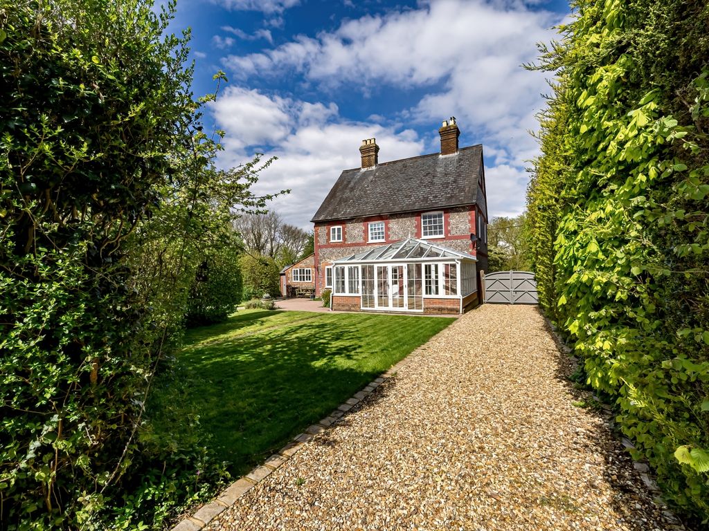 4 bed detached house for sale in Curzon House The Row, Lane End, High