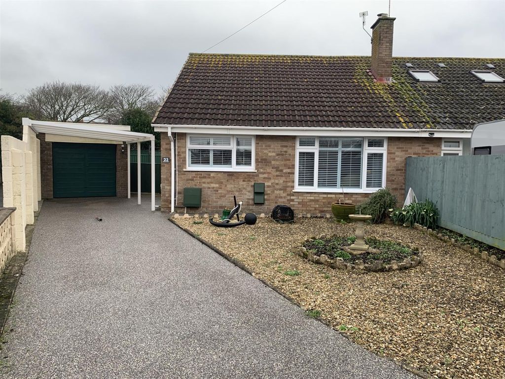 2 bed semidetached bungalow for sale in Maple Drive, BurnhamOnSea