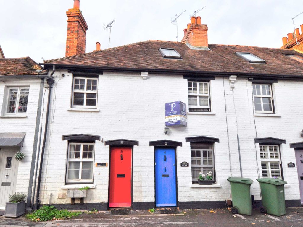 2 bed terraced house to rent in Badgemore Lane, HenleyOnThames RG9, £