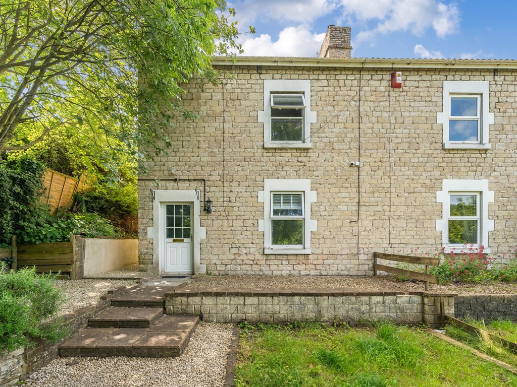 3 bed semidetached house for sale in Frome Road, Radstock, Somerset