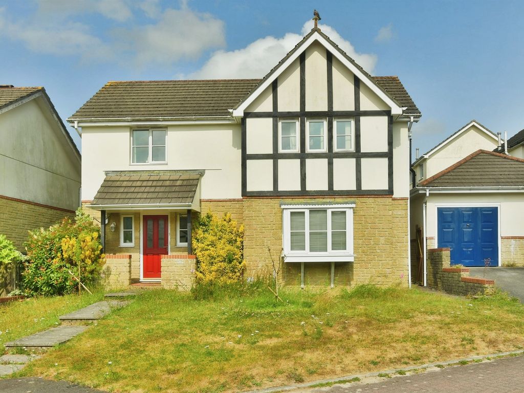 4 bed detached house for sale in Woodfield Crescent, Ivybridge PL21, £