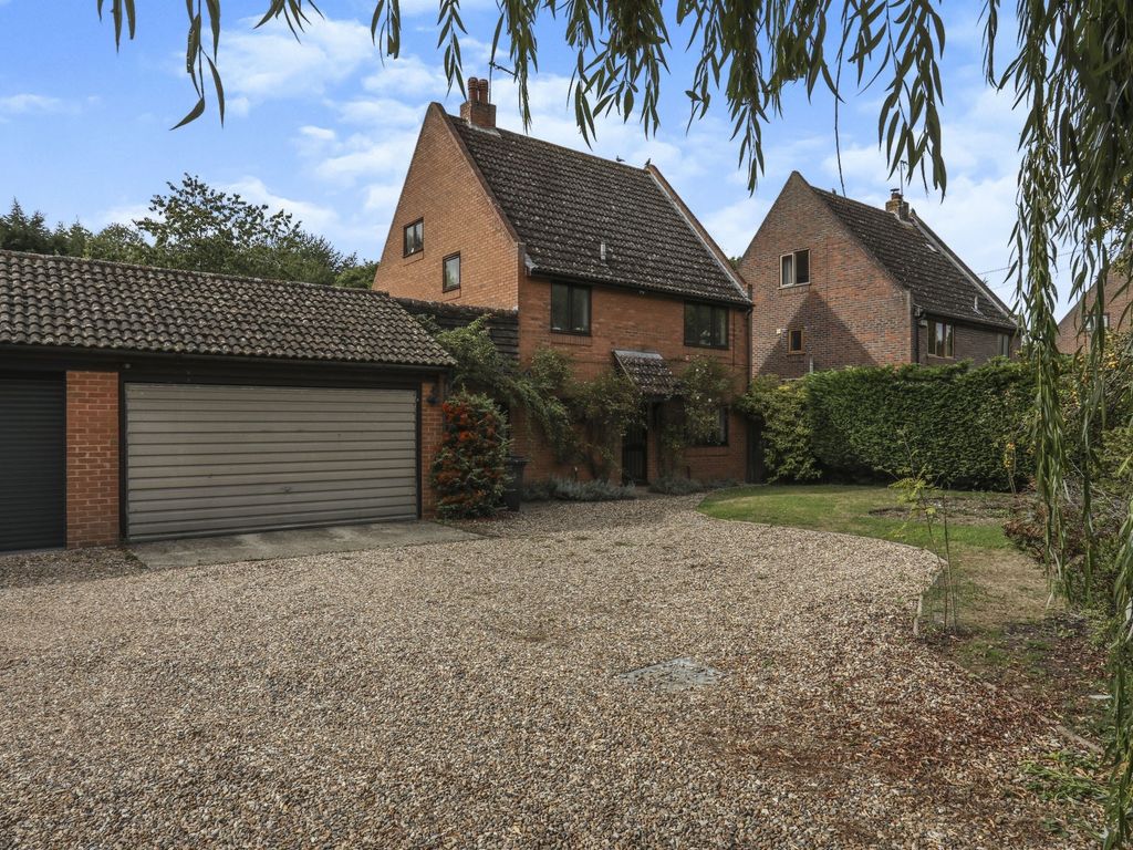 5 bed detached house for sale in Grove Road, Brockdish, Diss IP21 Zoopla