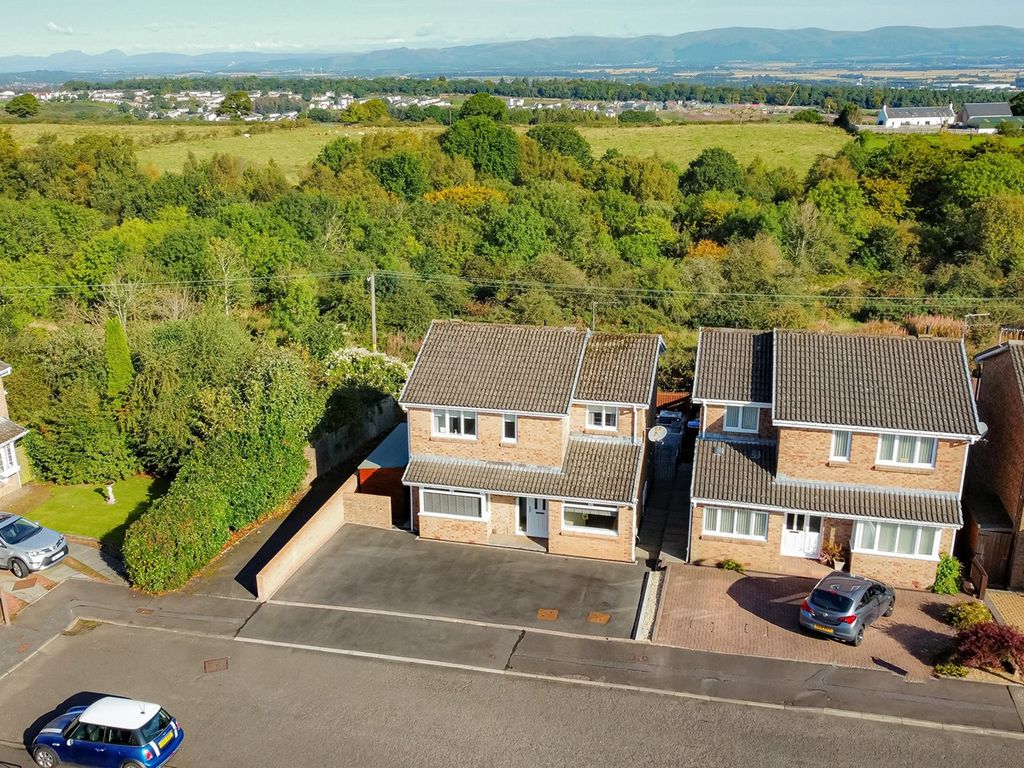 4 bed detached house for sale in Belmont Avenue, Shieldhill, Falkirk