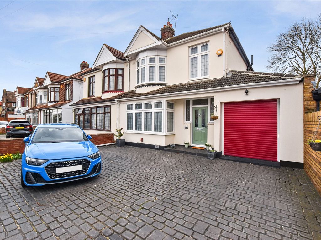 3 bed semidetached house for sale in Brampton Road, Bexleyheath DA7, £