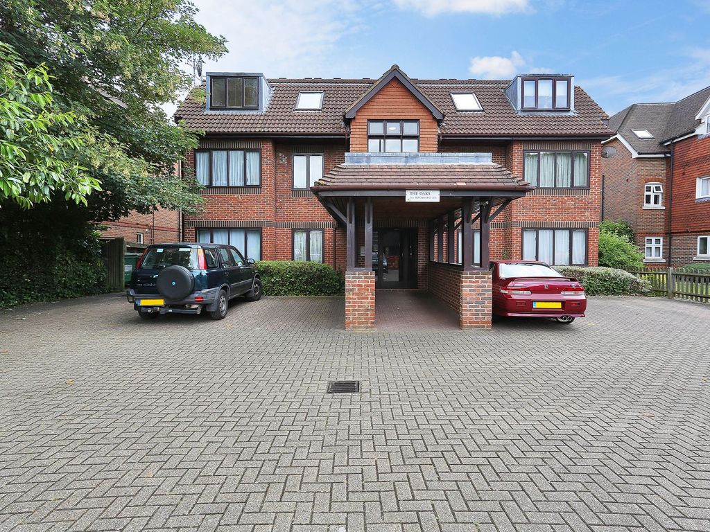 1 bed flat to rent in Bonehurst Road, Horley RH6 Zoopla