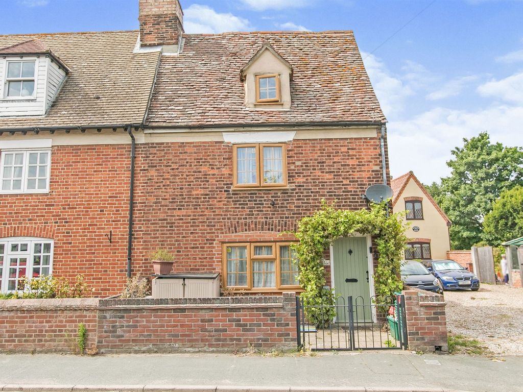 3 bed end terrace house for sale in High Street, Great Oakley, Harwich ...