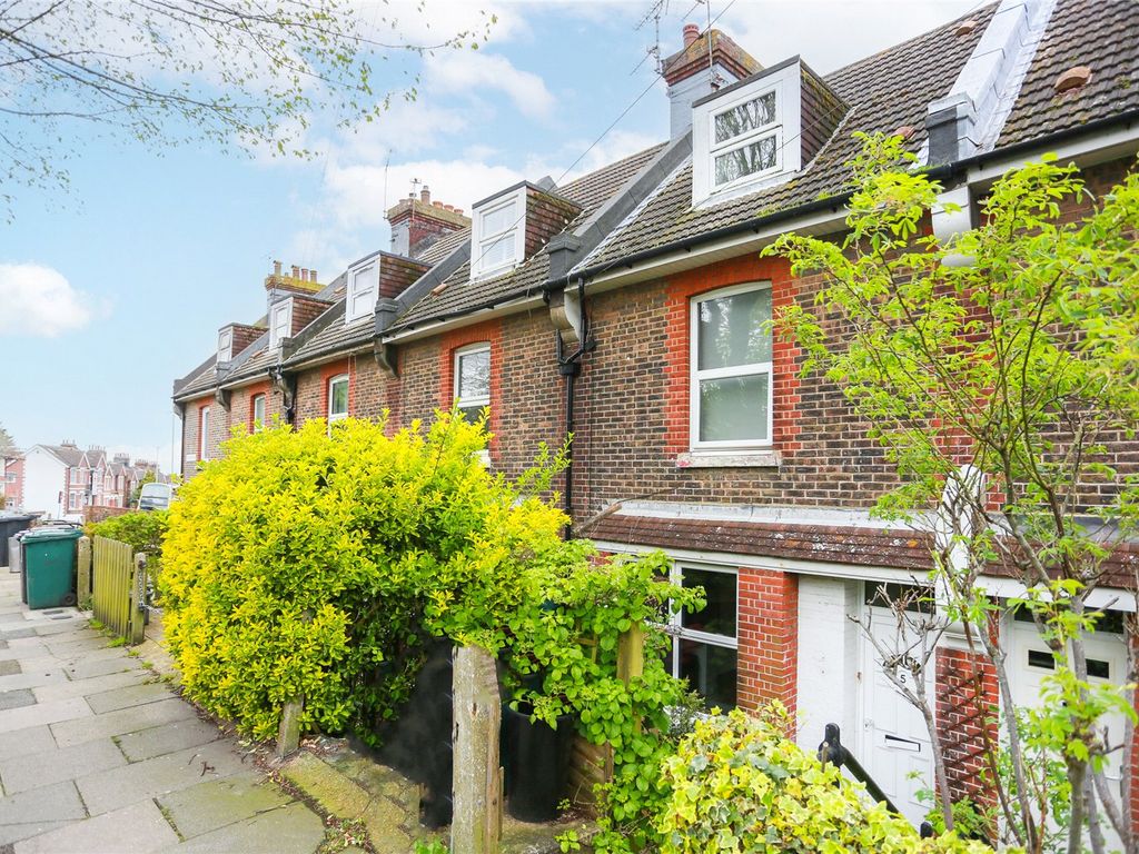 3 bed terraced house for sale in St. Helens Road, Brighton, East Sussex