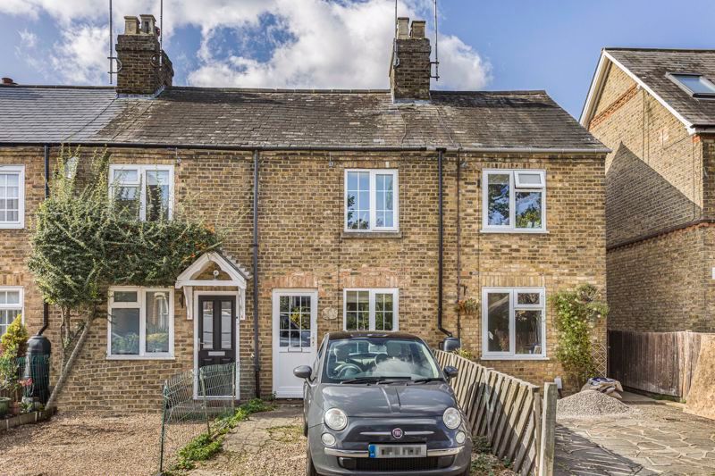 2 bed cottage for sale in Road, Hertford SG14, £440,000 Zoopla