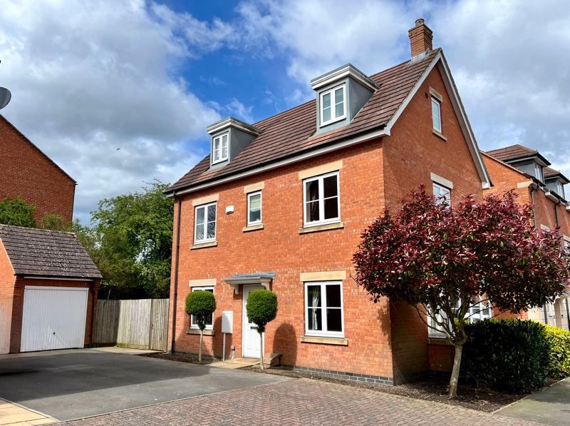 4 bed detached house for sale in Discovery Close, Coalville LE67, £