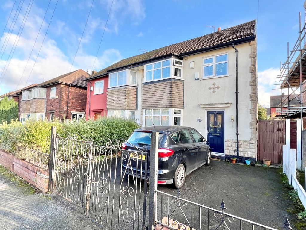 3 bed semidetached house for sale in Shelley Road, Reddish, Stockport