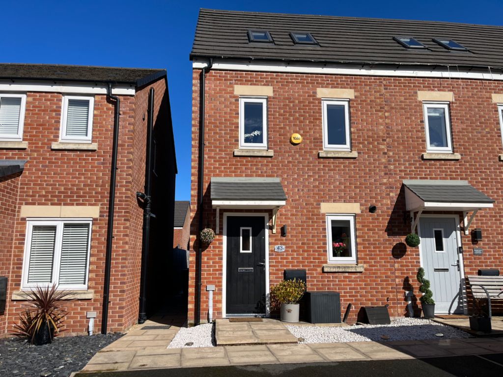 3 bed town house for sale in Halifax Drive, Buckshaw Village, Chorley PR7 Zoopla