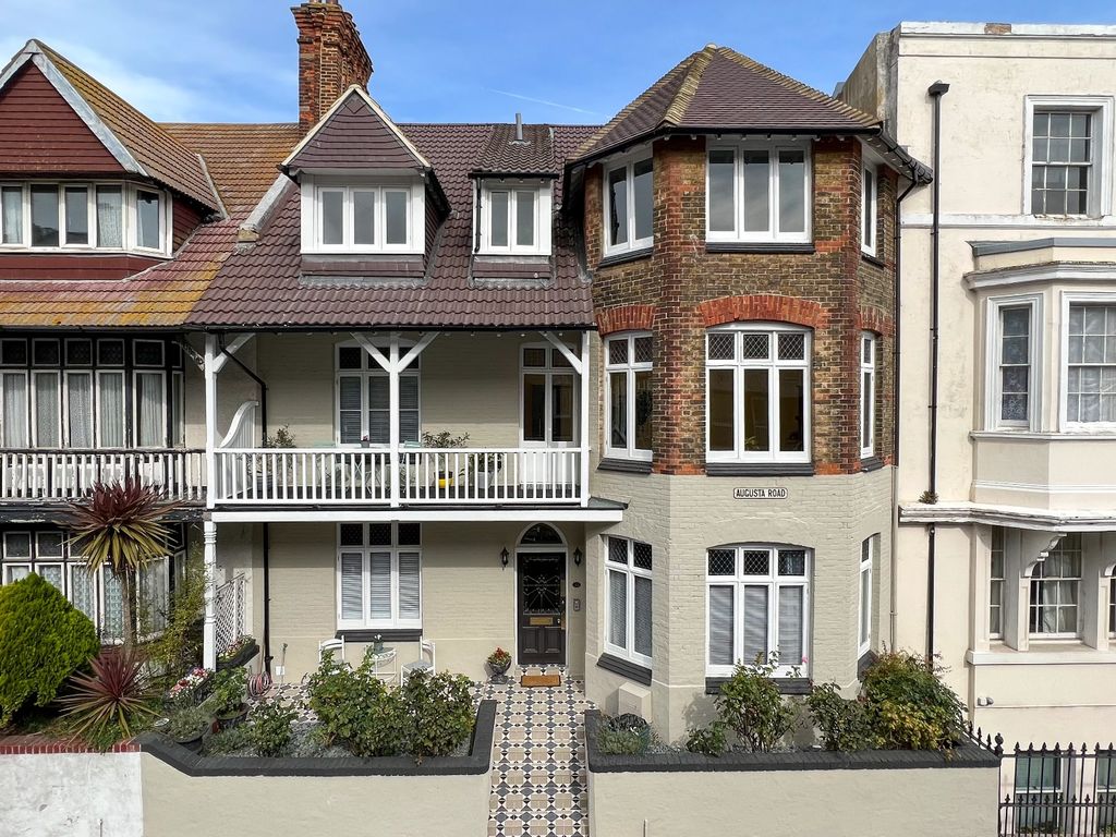 5 bed terraced house for sale in Augusta Road, Ramsgate CT11 Zoopla