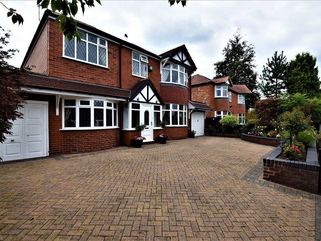 5 bed property for sale in Park Road, Timperley, Altrincham WA15 Zoopla