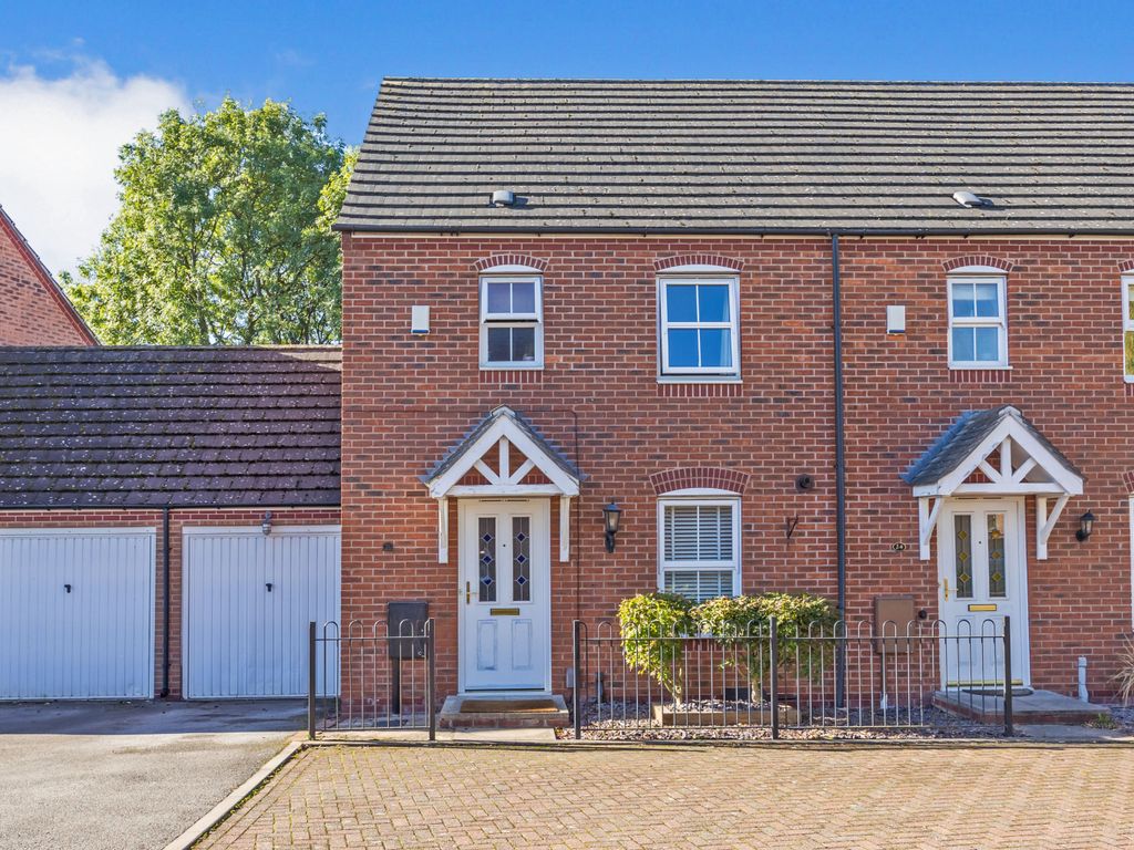 3 bed end terrace house for sale in Rowans Crescent, Nottingham NG6