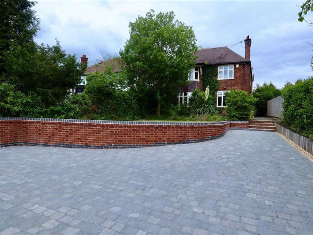 3 bed detached house for sale in Shilton Road, Barwell, Leicester LE9