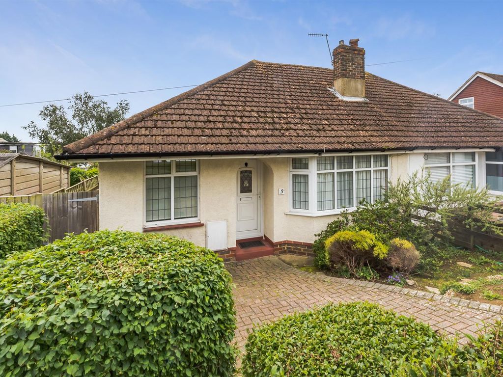 2 bed semidetached bungalow for sale in Gleton Avenue, Hove BN3, £
