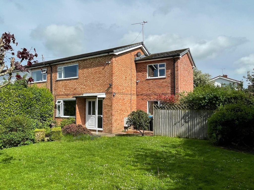 3 bed semidetached house for sale in Gowy Crescent, Tarvin, Chester