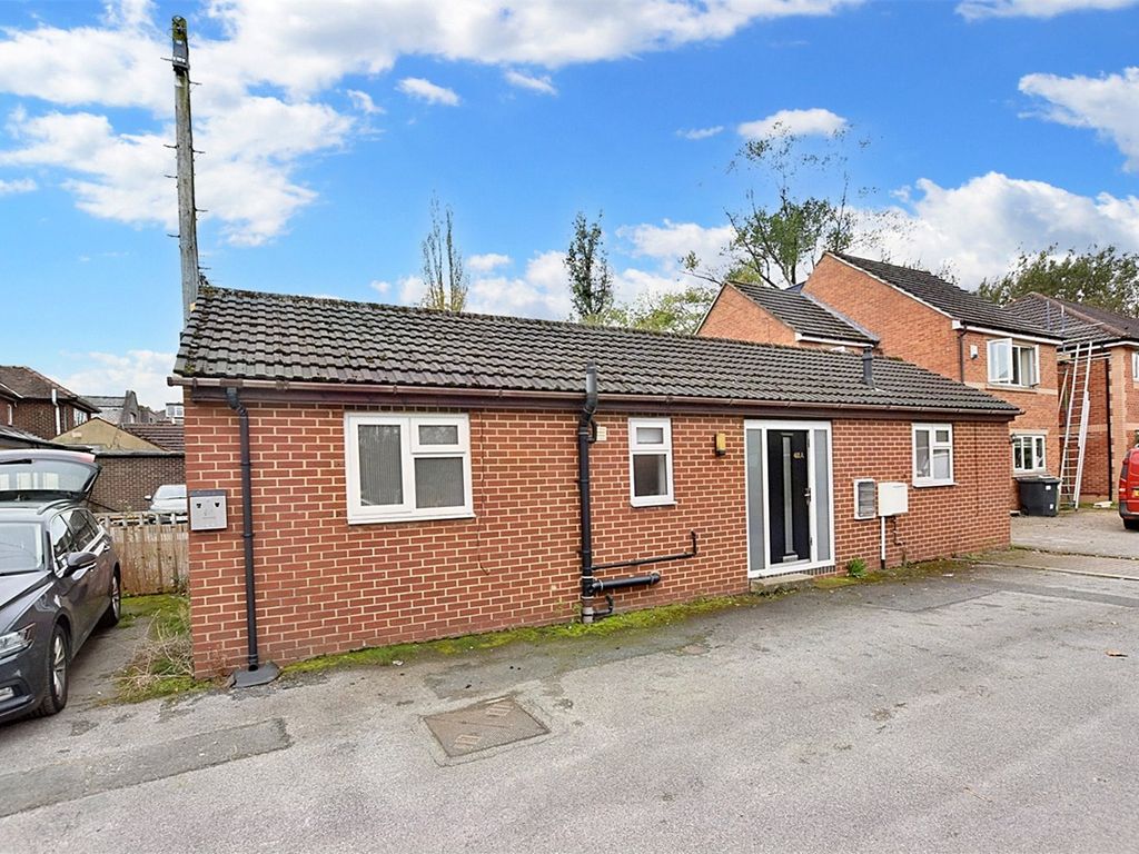 2 bed bungalow for sale in Otley Road, Adel, Leeds LS16, £85,000 Zoopla