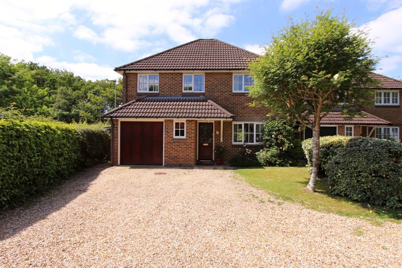 4 bed detached house for sale in Bowman Road, Chineham, Basingstoke