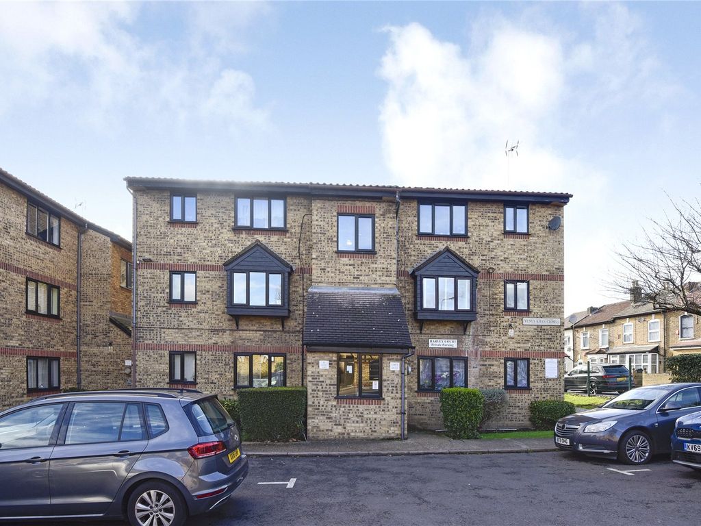 1 bed flat for sale in Harvey Court, 6 Yunus Khan Close, Walthamstow