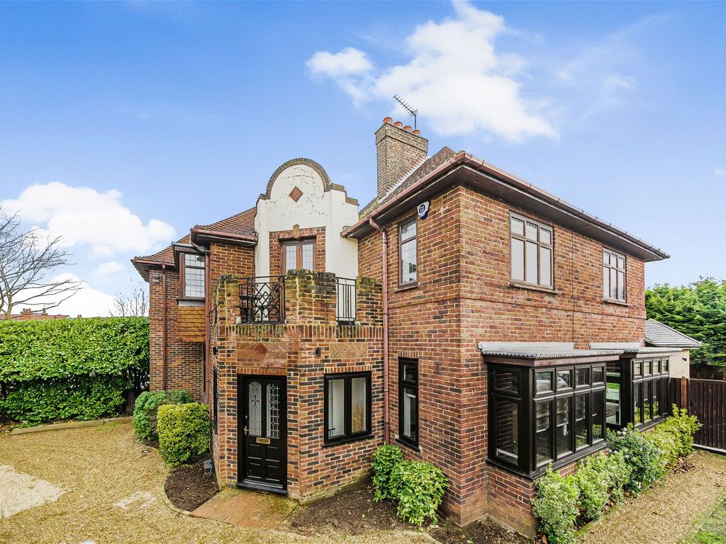 5 bed detached house for sale in Sandhurst Road, Sidcup DA15, £1,250,000 Zoopla