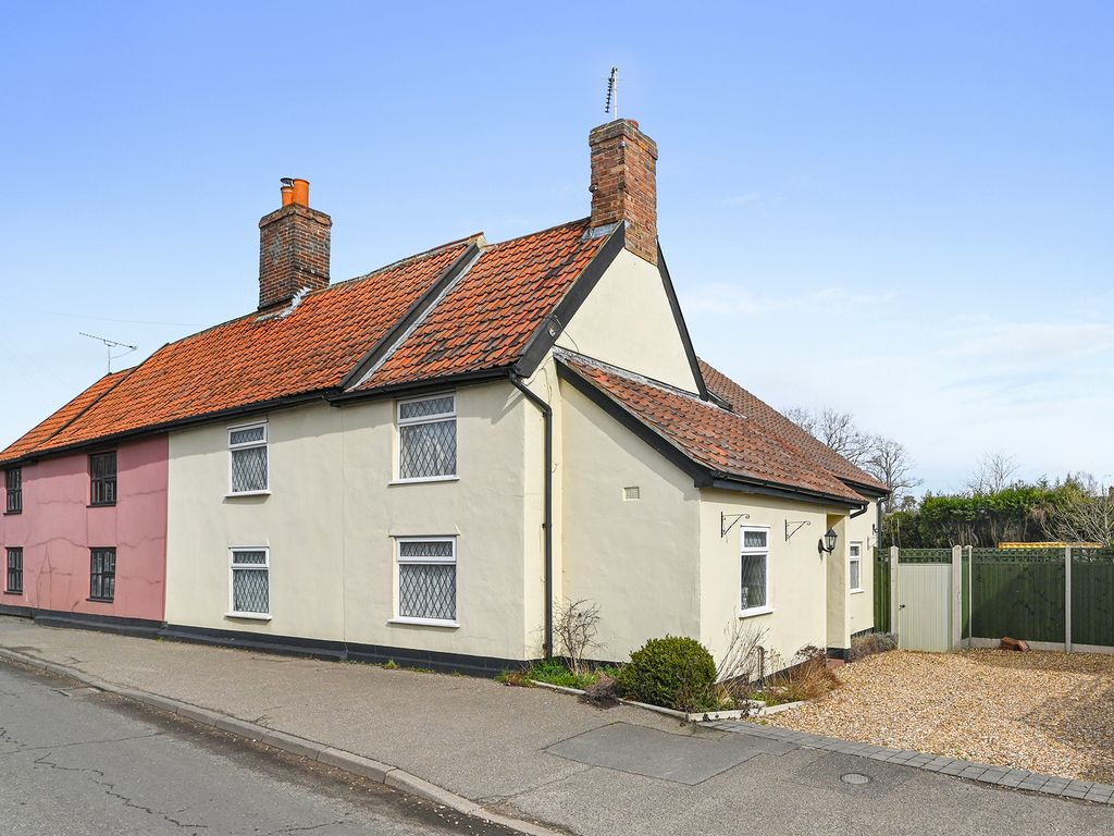 3 bed semidetached house for sale in Ipswich Road, Needham Market, Ipswich IP6 Zoopla