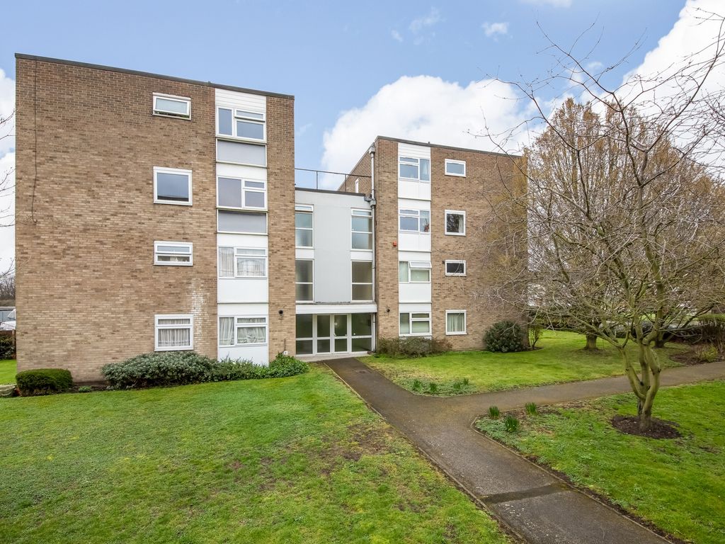 3 bed for sale in Elmfield Close, Wickham Street, Welling