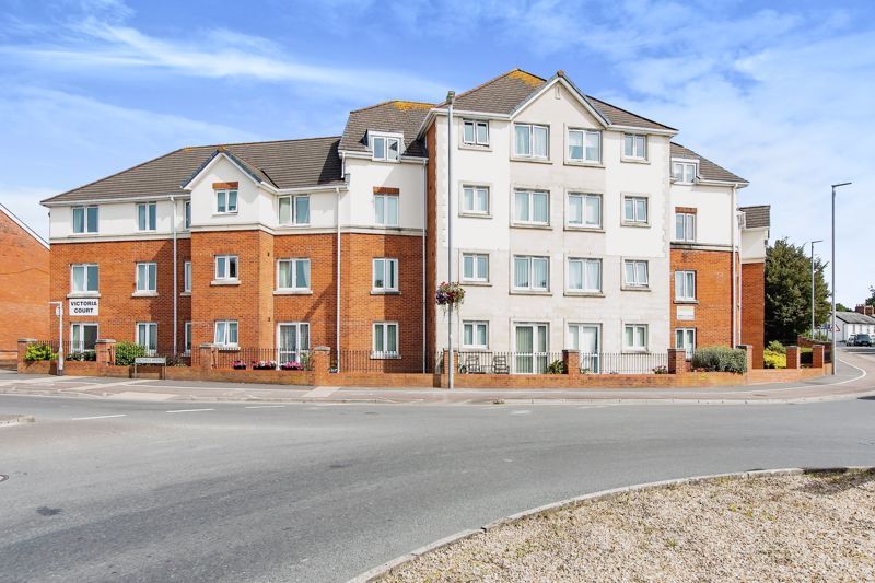2 bed flat for sale in Victoria Court, Chard TA20, £84,950 Zoopla
