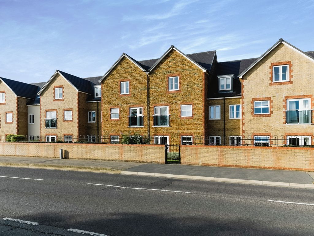 Eastland Grange, 16 Valentine Road, Hunstanton, Norfolk PE36  