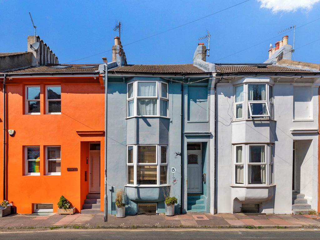3 bed terraced house for sale in Southampton Street, Brighton BN2, £