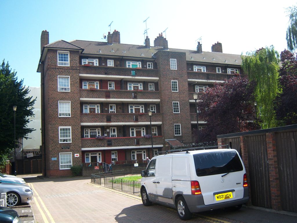 1 bed flat to rent in Provost Estate, London N1, £1,500 pcm Zoopla