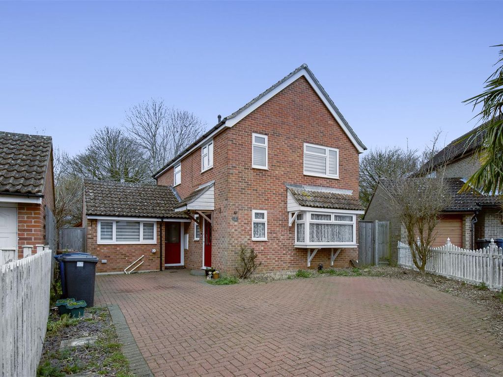 4 bed detached house for sale in Brices Way, Glemsford, Sudbury CO10