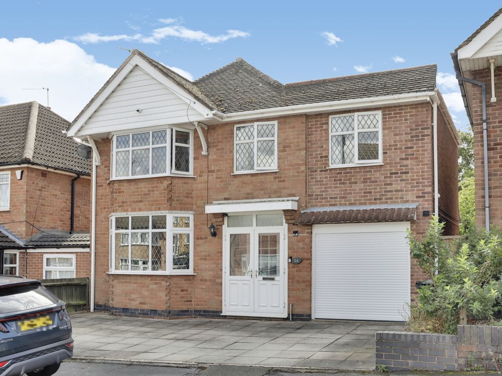 4 bed detached house for sale in Ryegate Crescent, Birstall, Leicester