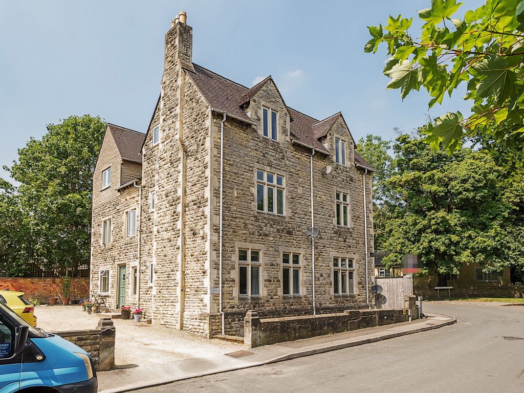 1 bed flat for sale in Somerford Road, Cirencester, Gloucestershire GL7