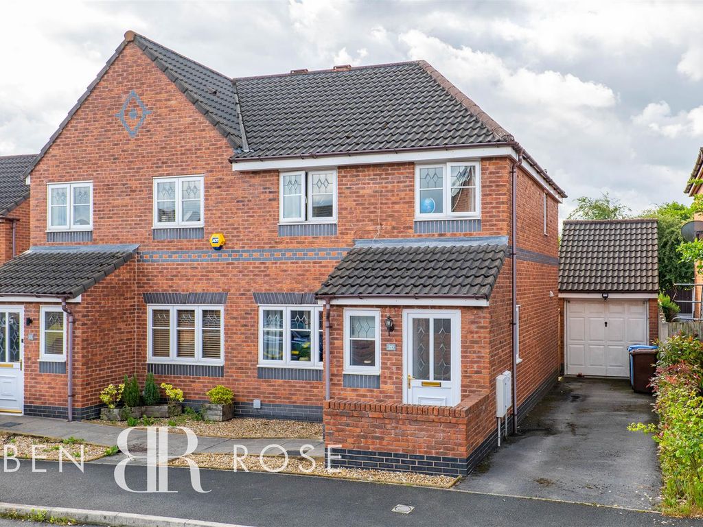 3 bed semidetached house for sale in Grange Drive, Coppull, Chorley