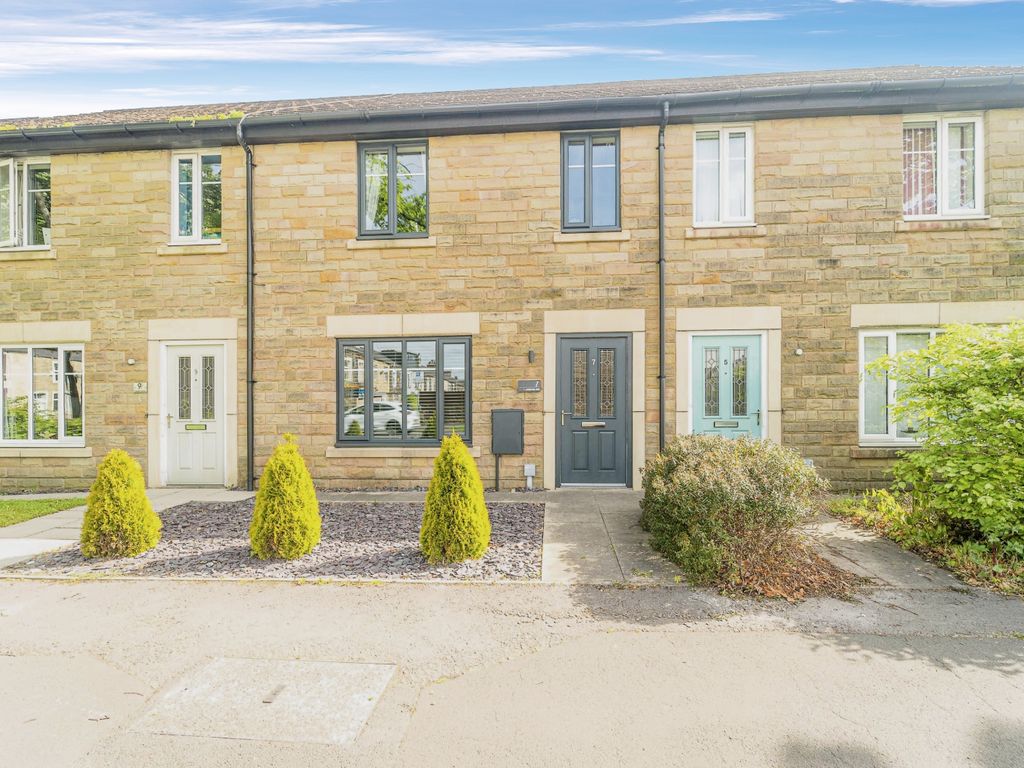 3 bed mews house for sale in Casterton Avenue, Burnley BB10 Zoopla