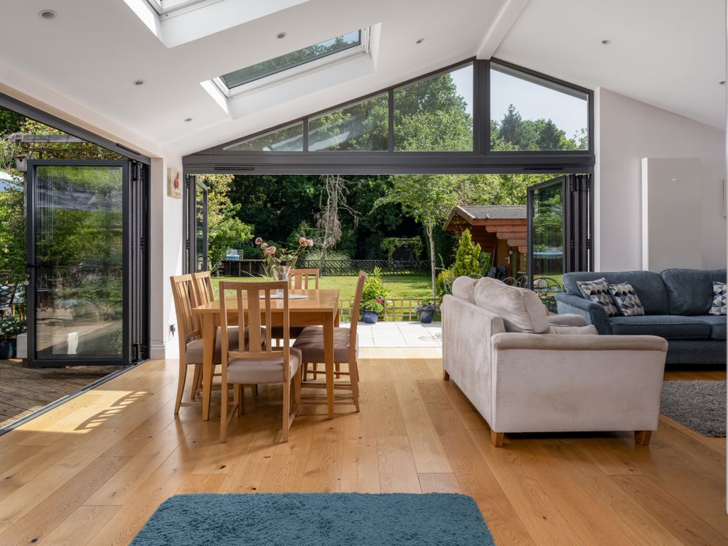 4 bed detached house for sale in Castle Drive, Horley, Surrey RH6 Zoopla