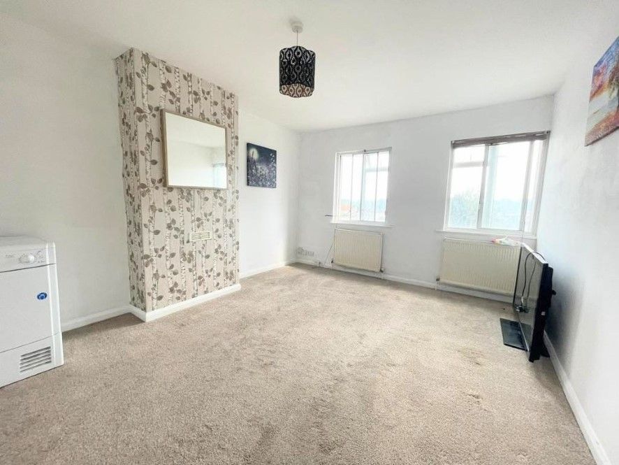 1 bed flat for sale in Knightstone Square, Gilda Parade, Whitchurch