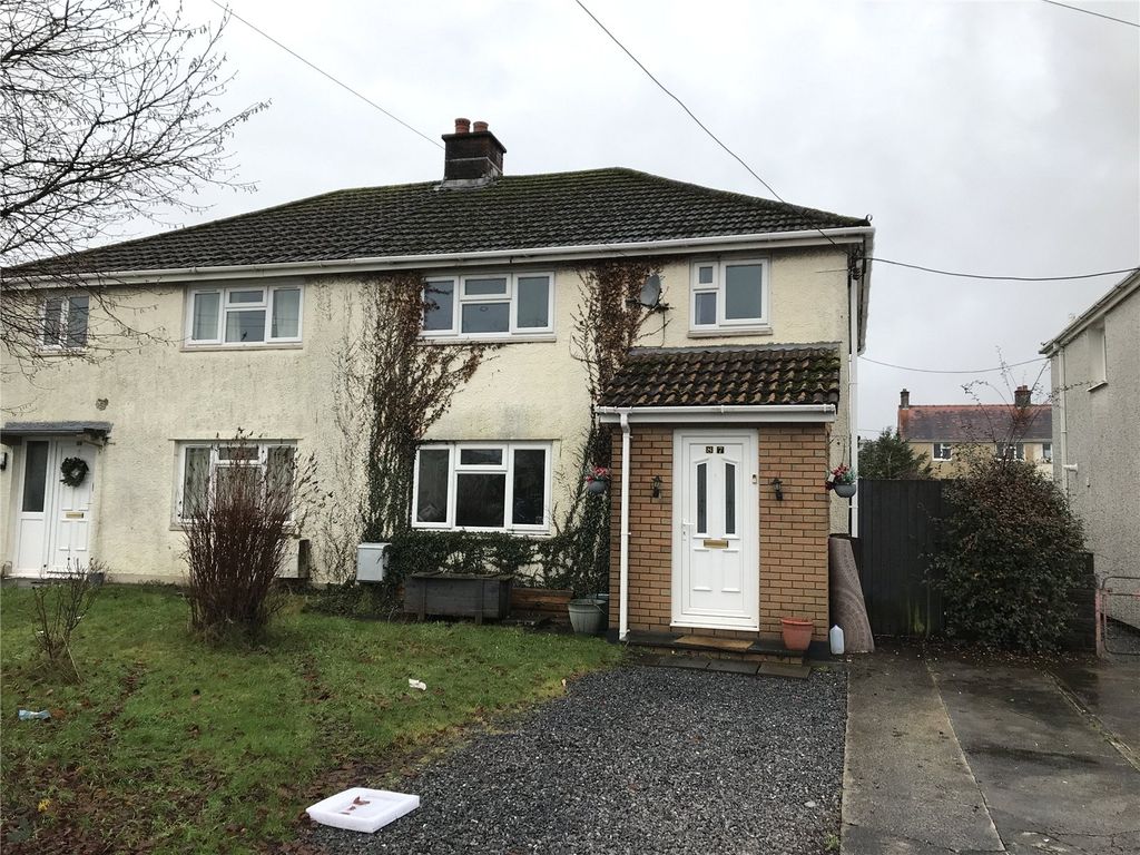 3 bed semidetached house for sale in Woodfield Road, Llandybie, Ammanford, Carmarthenshire SA18