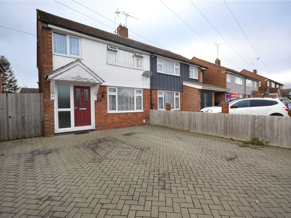 Icknield Way, Luton, Bedfordshire LU3  